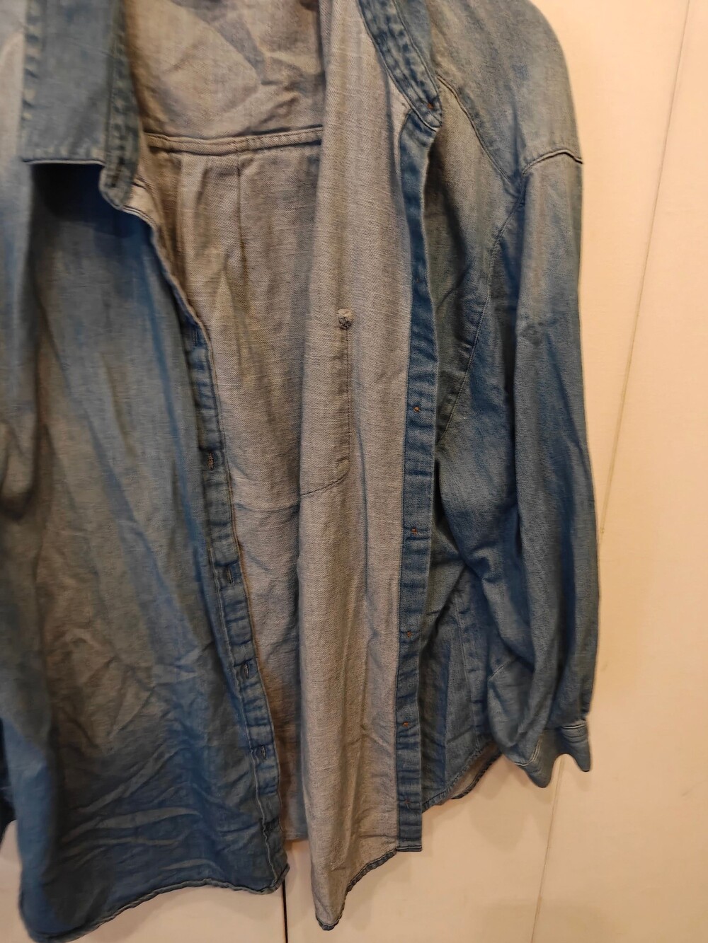 Old Navy The Boyfriend Shirt XL Light Blue Denim Button-Down Shirt